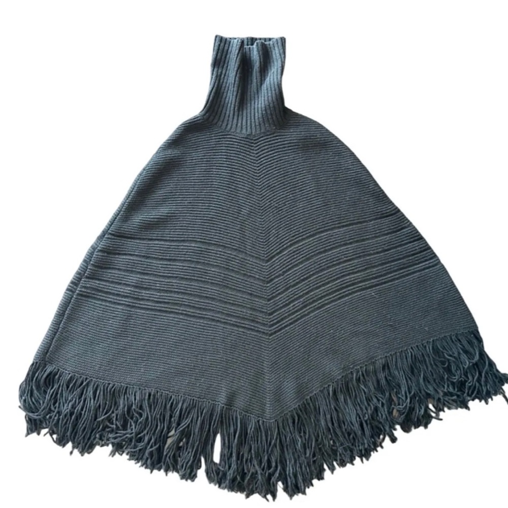 NWT banana republic turtleneck poncho XS/S Fringe Extra Fine Merino